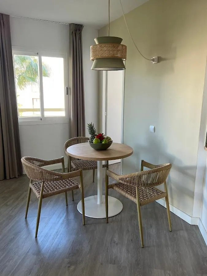 The Palm Star Ibiza - Adults Only Appartement San Antonio  Spanje