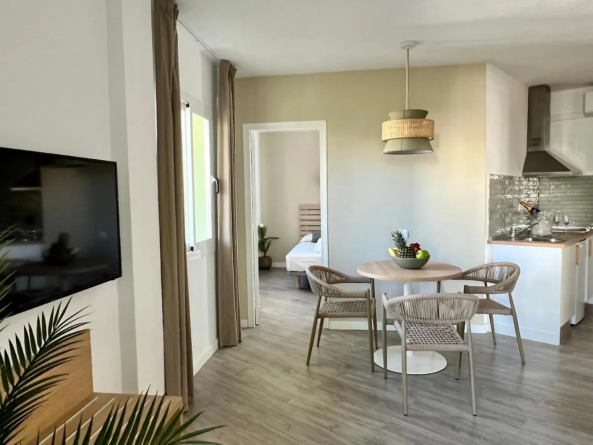 The Palm Star Ibiza - Adults Only Appartement San Antonio  0*, San Antonio (Ibiza) Spanje